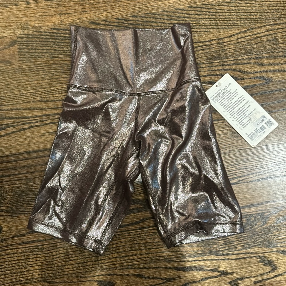 NWT Lululemon Align High Rise Shorts, 8"